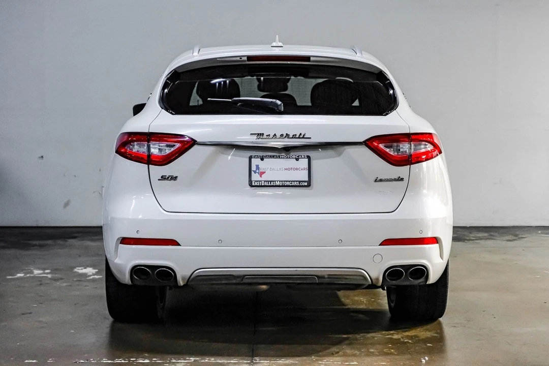 2020 Maserati Levante - Image 15 of 21