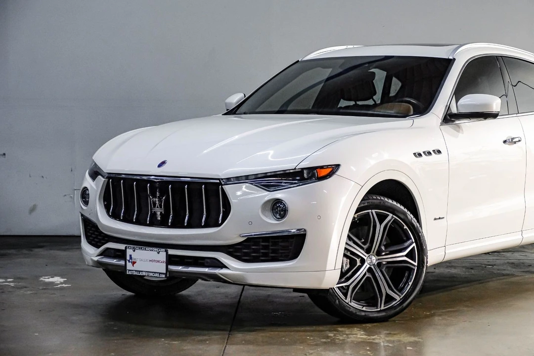 2020 Maserati Levante - Image 9 of 21
