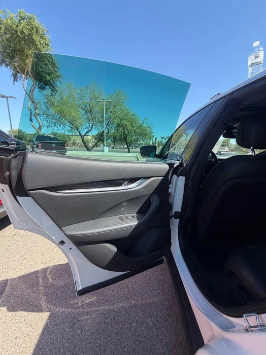 2020 Maserati Levante - Image 5 of 8