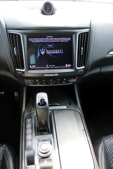 2020 Maserati Levante - Image 12 of 17