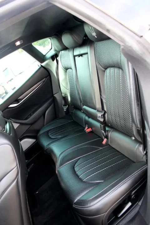 2020 Maserati Levante - Image 8 of 17