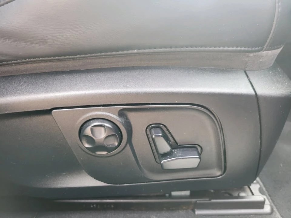 2020 Maserati Levante - Image 12 of 20
