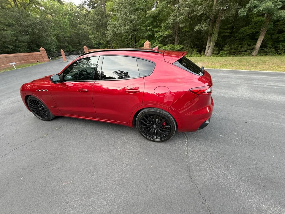 2020 Maserati Levante - Image 3 of 12
