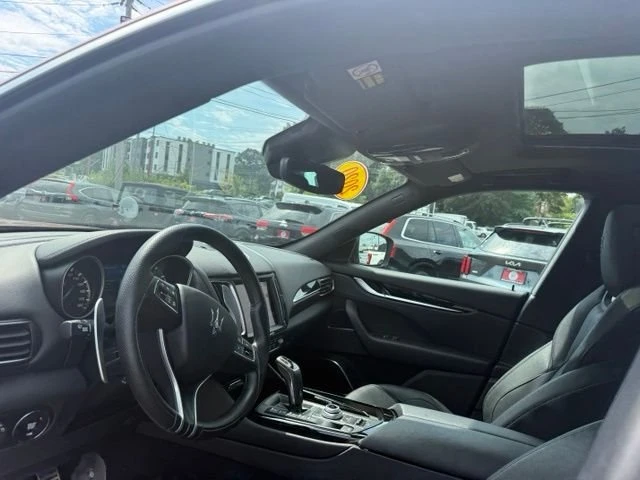 2020 Maserati Levante - Image 17 of 20