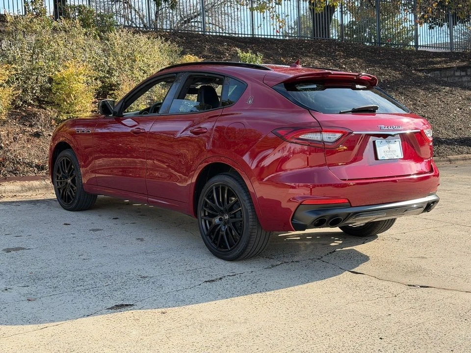 2020 Maserati Levante - Image 8 of 21