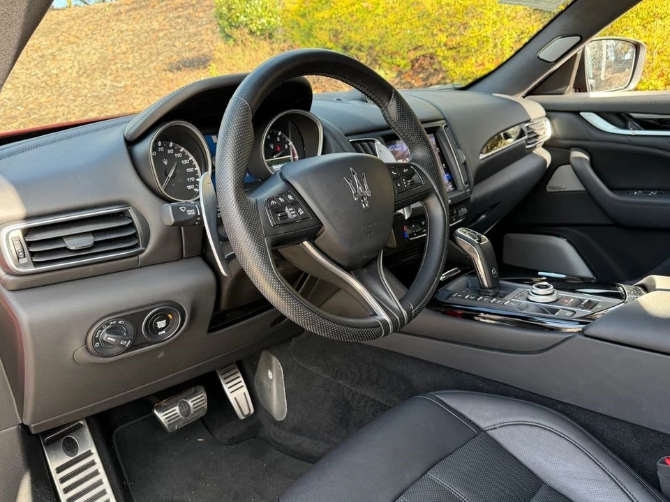 2020 Maserati Levante - Image 17 of 21