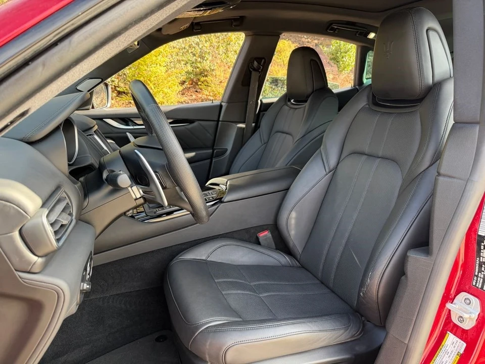 2020 Maserati Levante - Image 18 of 21