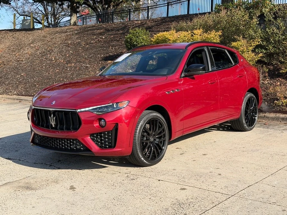 2020 Maserati Levante - Image 2 of 21