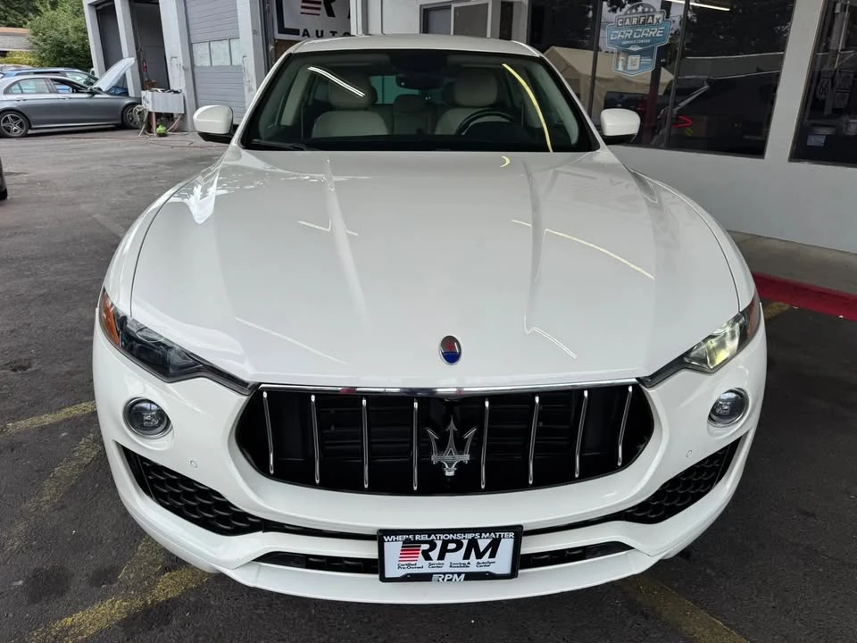2020 Maserati Levante - Image 2 of 20