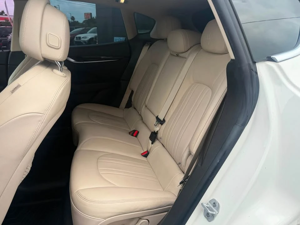 2020 Maserati Levante - Image 11 of 20