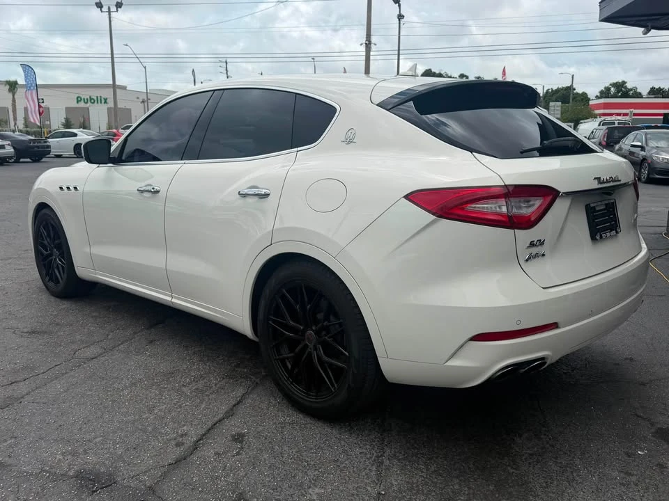 2020 Maserati Levante - Image 5 of 20