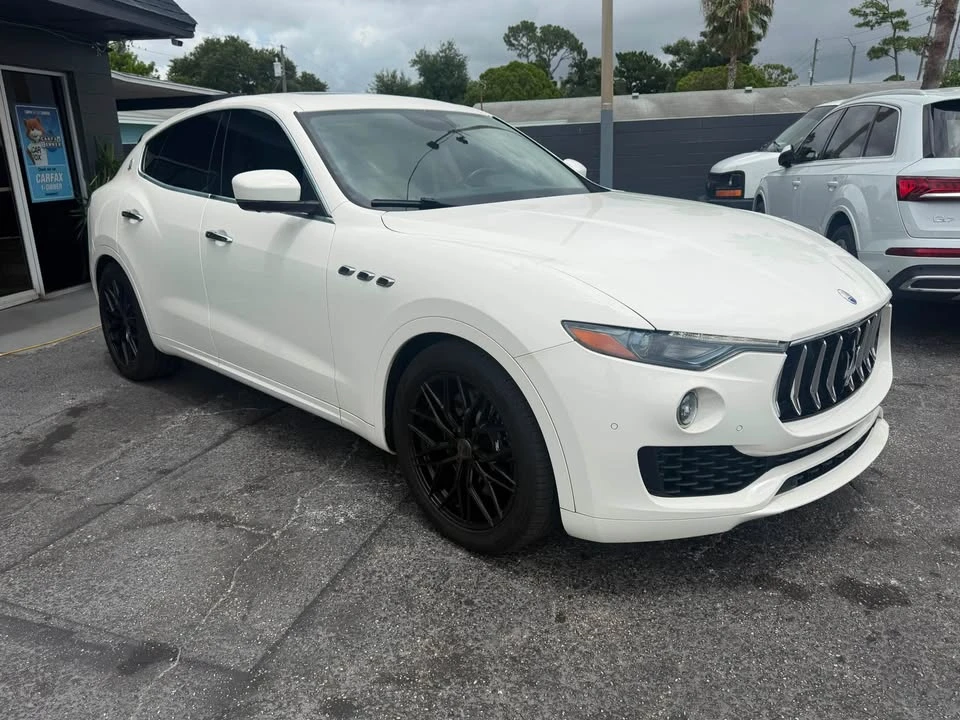 2020 Maserati Levante - Image 9 of 20