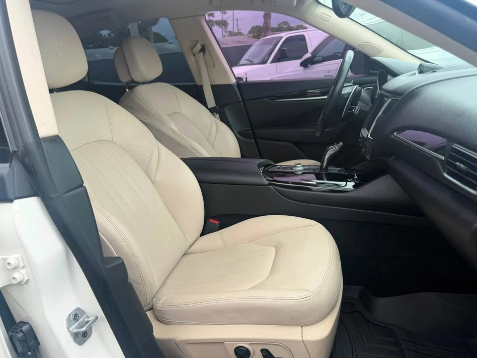 2020 Maserati Levante - Image 13 of 20