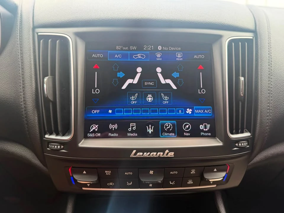 2020 Maserati Levante - Image 16 of 20