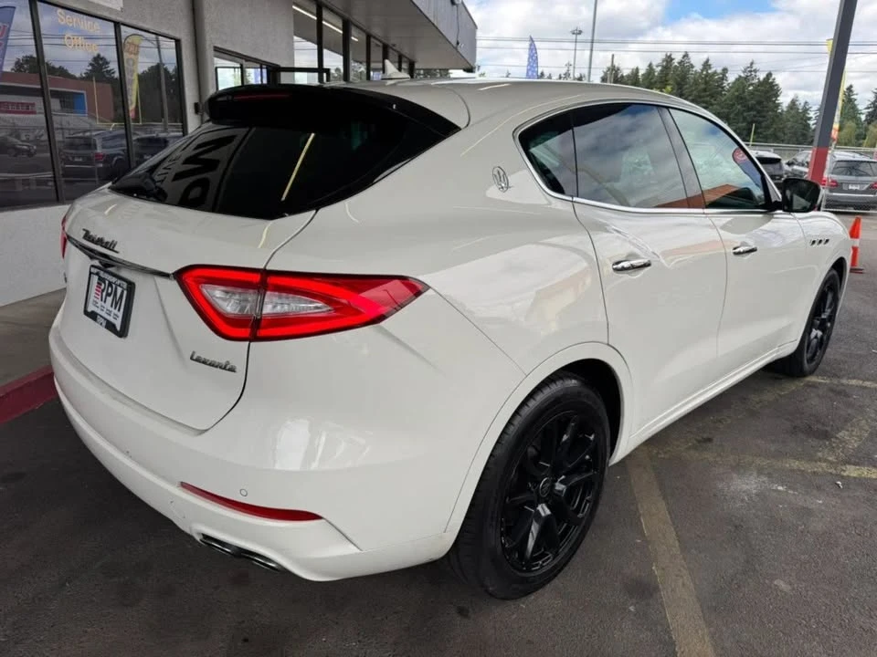 2020 Maserati Levante - Image 7 of 20