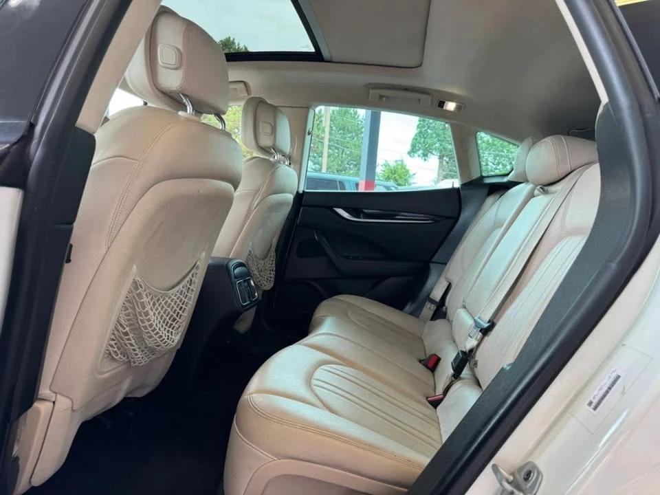 2020 Maserati Levante - Image 18 of 20