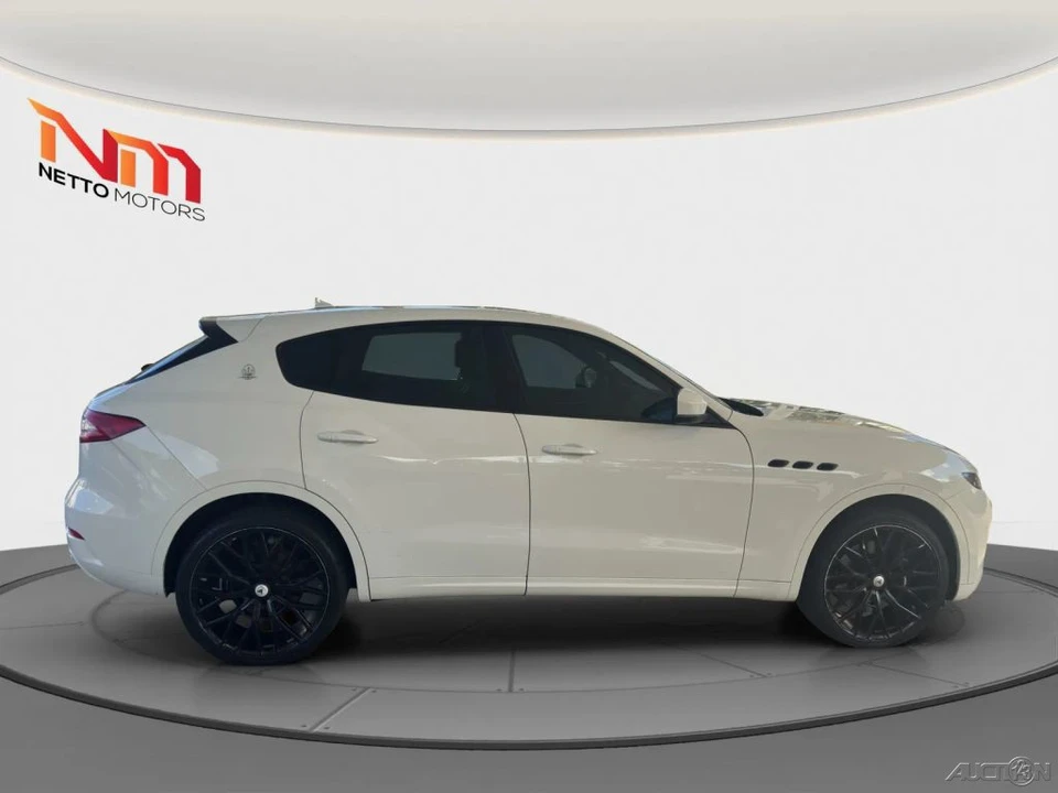 2020 Maserati Levante - Image 6 of 21