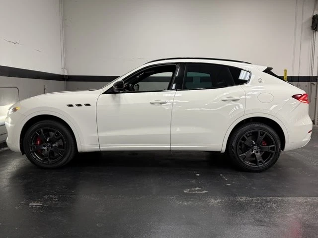 2020 Maserati Levante - Image 9 of 12