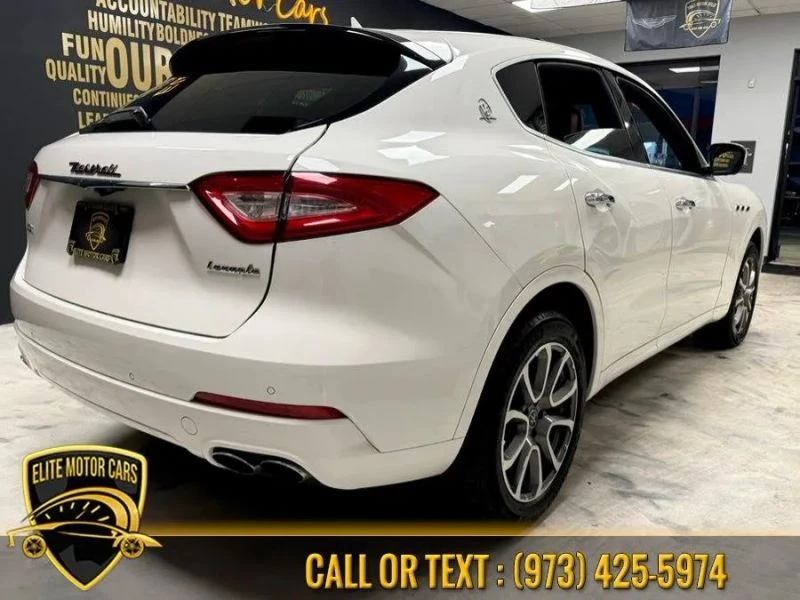 2020 Maserati Levante - Image 7 of 12
