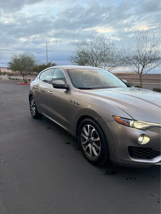 2020 Maserati Levante - Image 3 of 12
