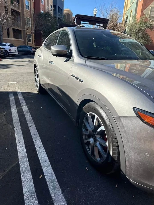 2020 Maserati Levante - Image 7 of 12