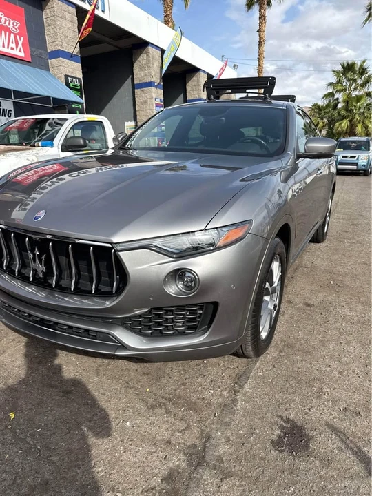 2020 Maserati Levante - Image 5 of 12