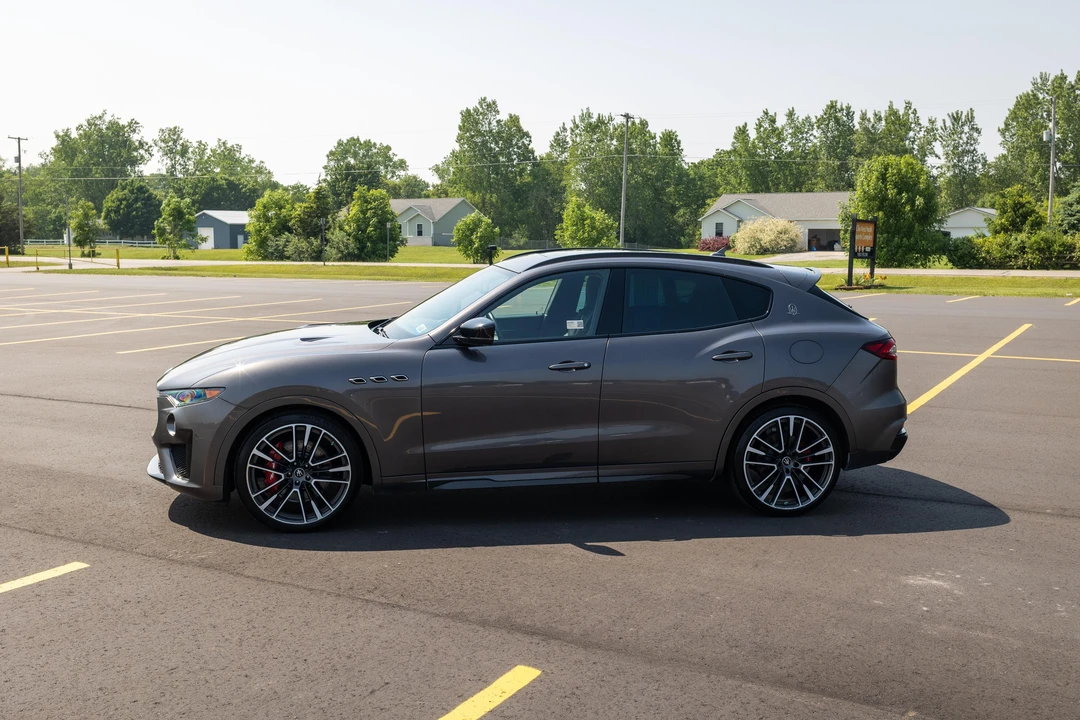 2020 Maserati Levante Trofeo - Image 9 of 31