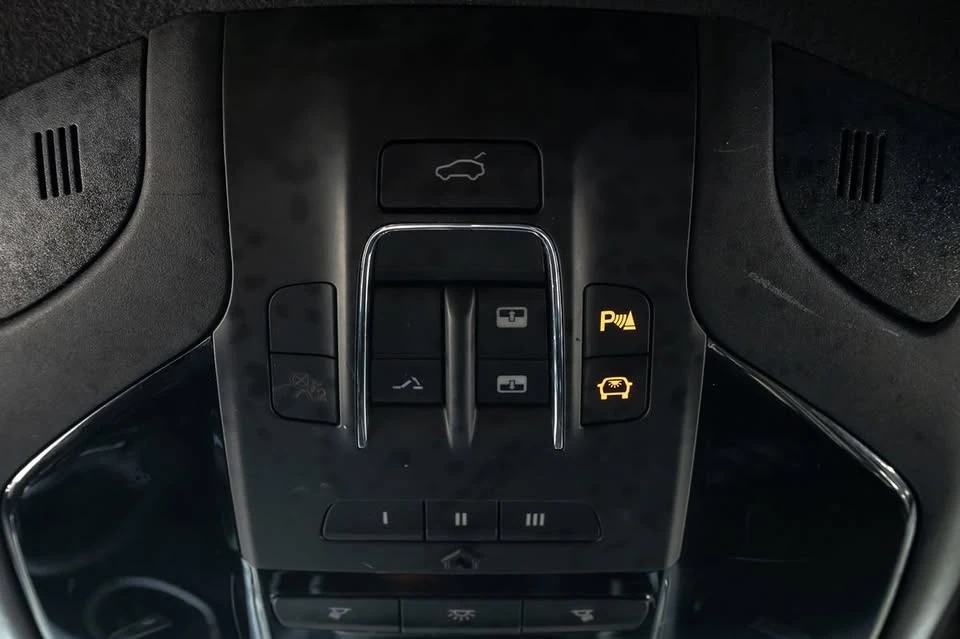 2020 Maserati Ghibli 3rd Gen - Image 8 of 15