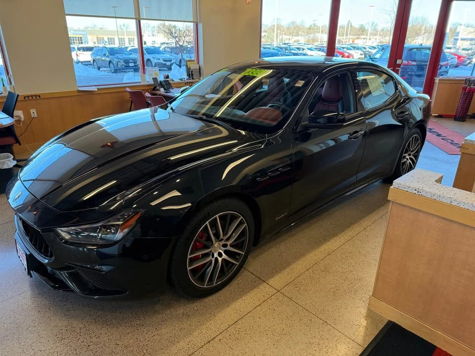 2020 Maserati Ghibli 3rd Gen - Image 2 of 8