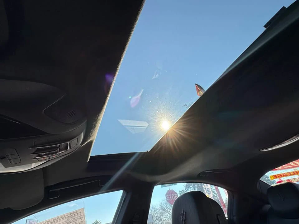 2020 Maserati Ghibli 3rd Gen - Image 14 of 17