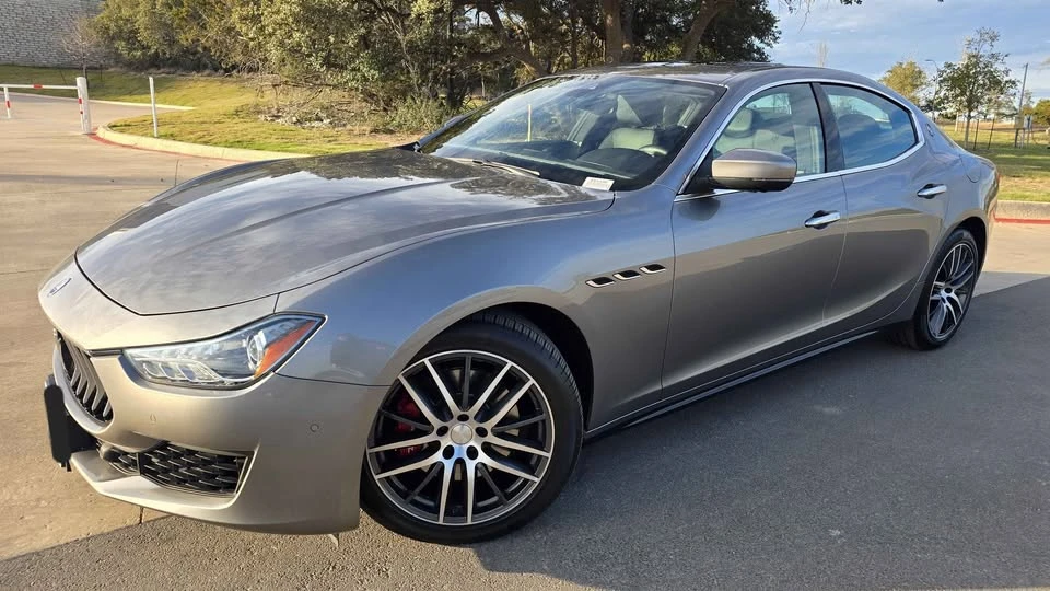 2020 Maserati Ghibli 3rd Gen - Image 2 of 12