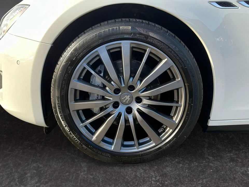 2020 Maserati Ghibli 3rd Gen - Image 9 of 20