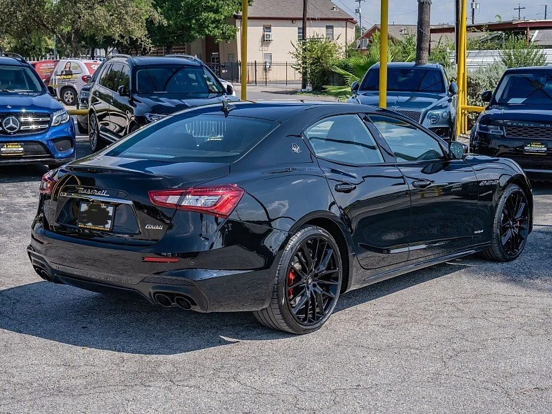 2020 Maserati Ghibli 3rd Gen - Image 3 of 8