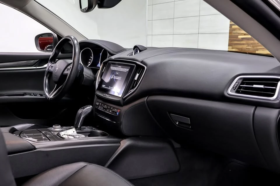 2020 Maserati Ghibli 3rd Gen - Image 12 of 20