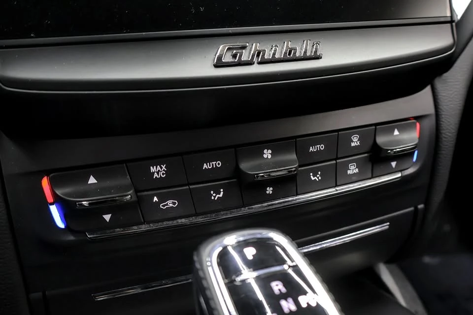 2020 Maserati Ghibli 3rd Gen - Image 19 of 20