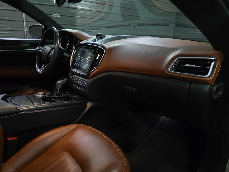 2020 Maserati Ghibli 3rd Gen - Image 12 of 20
