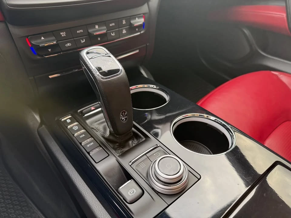2020 Maserati Ghibli 3rd Gen - Image 19 of 20