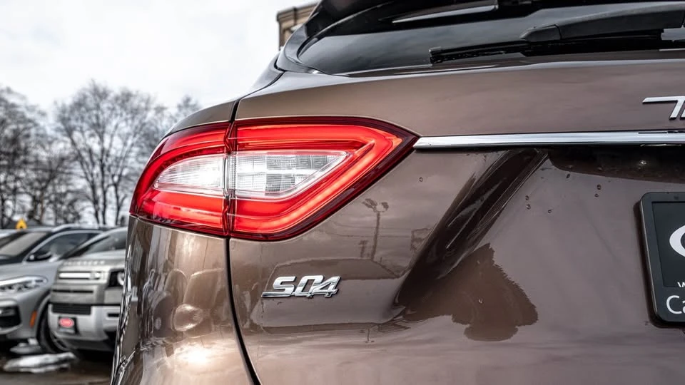 2020 Maserati Levante - Image 11 of 19