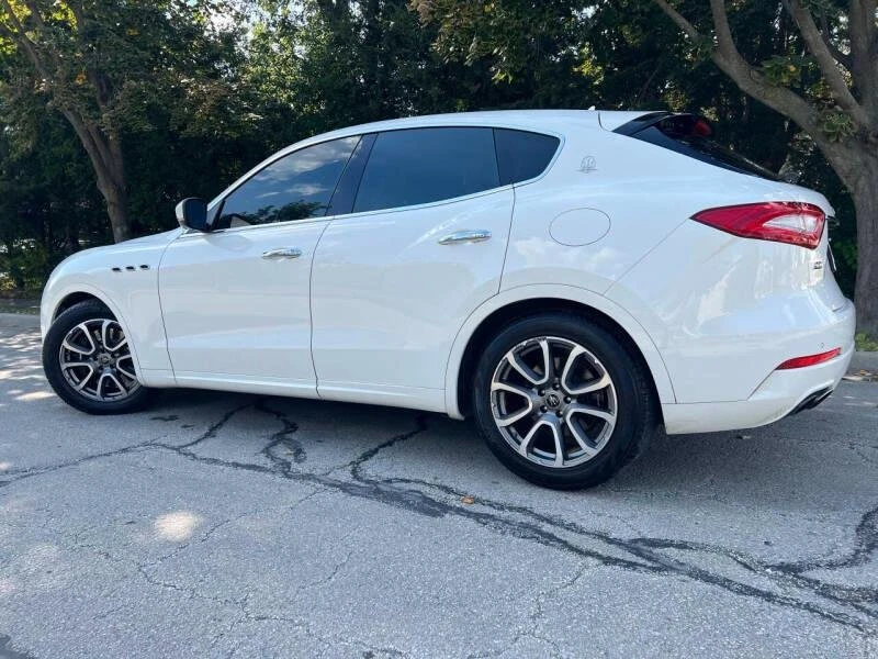 2020 Maserati Levante - Image 9 of 20