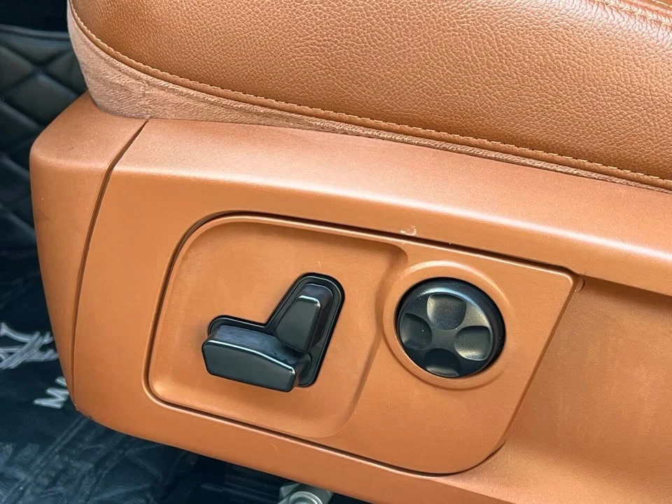 2020 Maserati Levante - Image 19 of 20