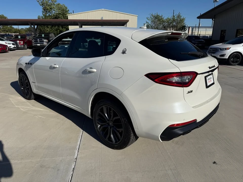 2020 Maserati Levante - Image 4 of 19