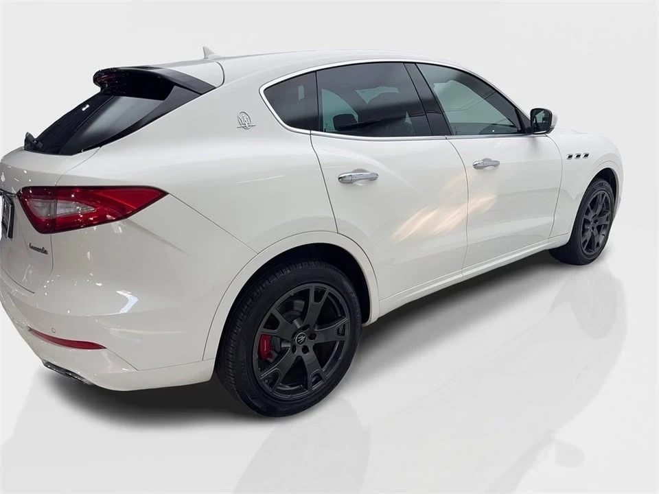 2020 Maserati Levante - Image 13 of 20