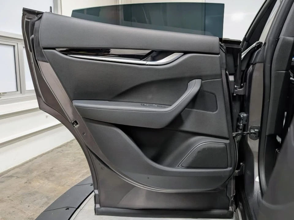 2020 Maserati Levante - Image 17 of 20