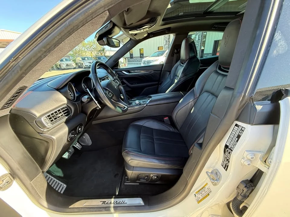 2020 Maserati Levante - Image 9 of 19