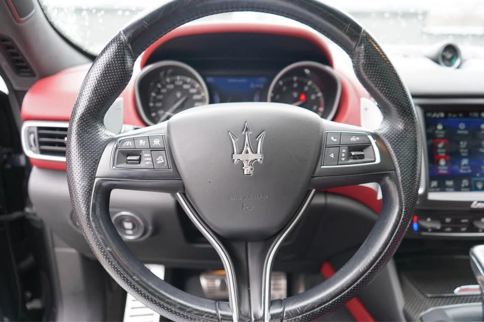 2020 Maserati Levante - Image 17 of 19