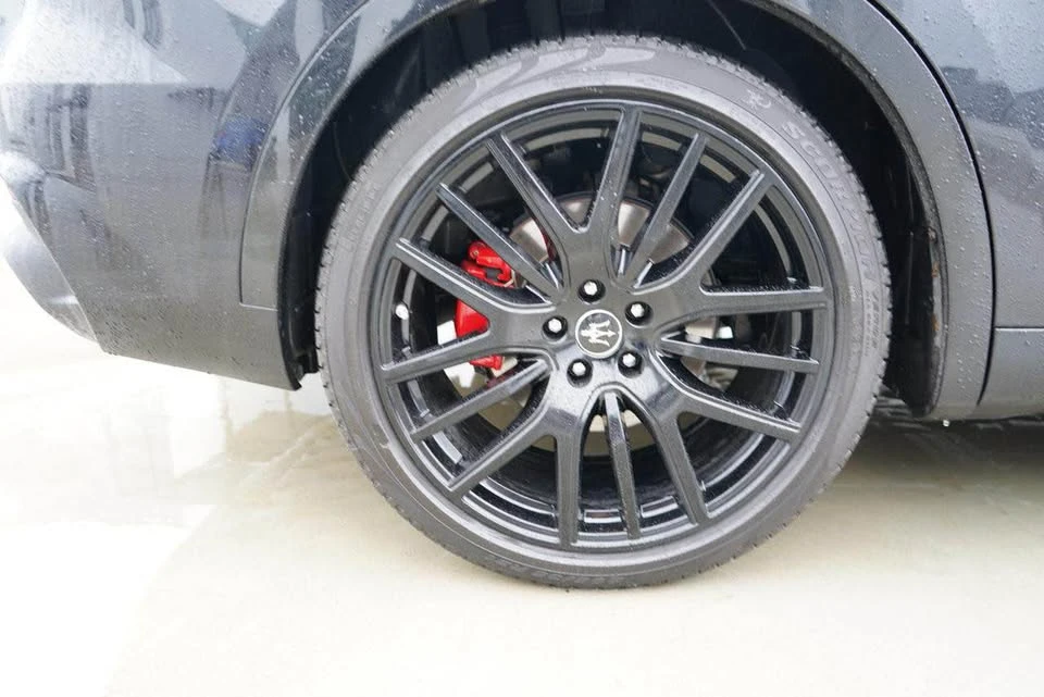 2020 Maserati Levante - Image 18 of 20