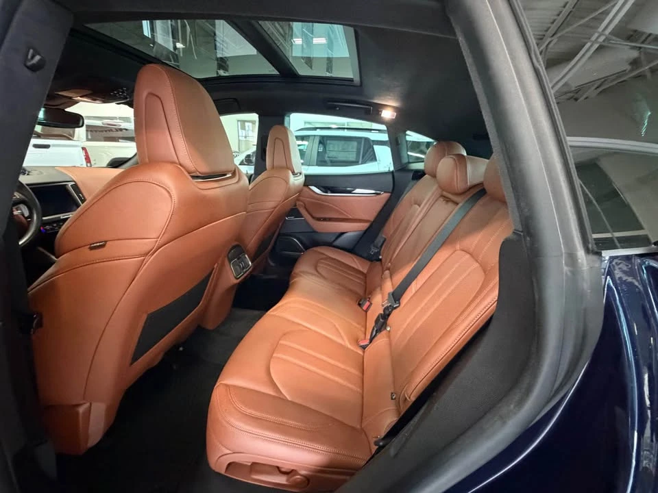 2020 Maserati Levante - Image 8 of 10