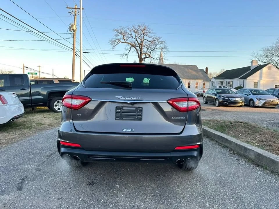 2020 Maserati Levante - Image 5 of 20