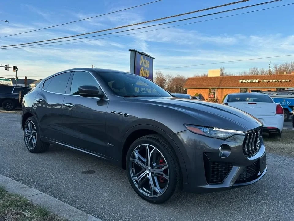 2020 Maserati Levante - Image 2 of 20
