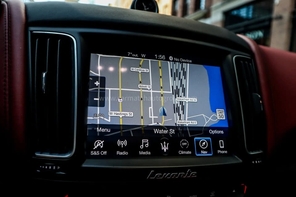 2020 Maserati Levante - Image 14 of 17